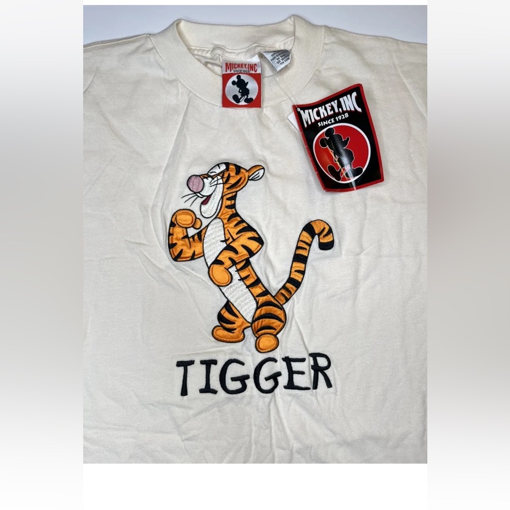 90's Disney Shirt Mickey Inc Embroidered Tigger Winnie the Pooh  NWT Size 3XL